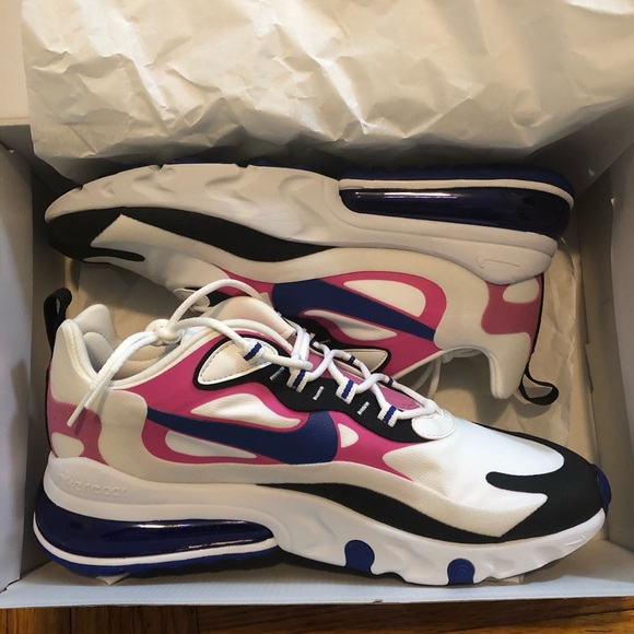 Nike 270 React. - Picture 1 of 4